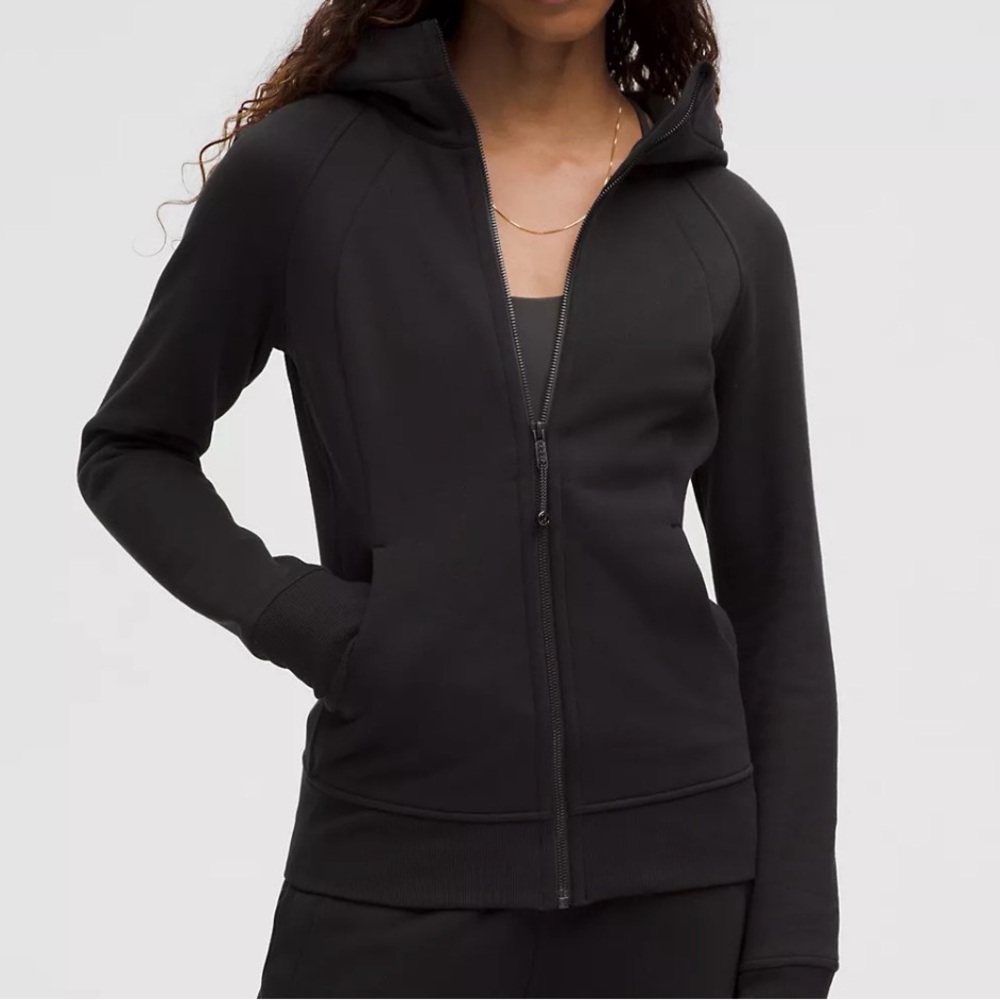 Black lululemon scuba size 6